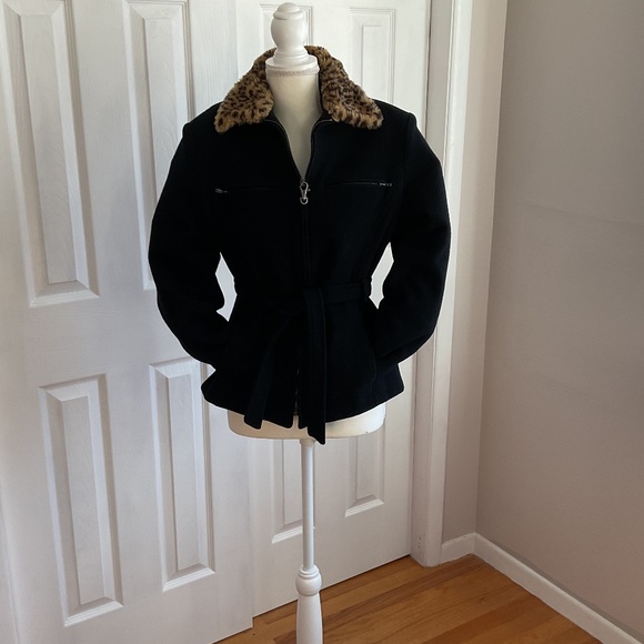 Women’s Jason Kole Waist Length Belted Wool Jacket with Animal Print Fur Collar - Picture 10 of 14